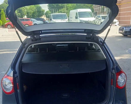 Сірий Фольксваген Пассат, об'ємом двигуна 1.6 л та пробігом 218 тис. км за 5399 $, фото 14 на Automoto.ua