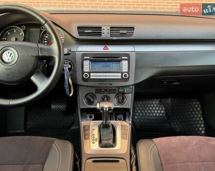 Фольксваген Пассат 2009 в Одессе на Automoto.ua Серый Фольксваген Пассат, объемом двигателя 2 л и пробегом 279 тыс. км за 6200 $, фото 45 на Automoto.ua