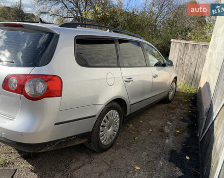 Серый Фольксваген Пассат, объемом двигателя 1.97 л и пробегом 287 тыс. км за 5500 $, фото 5 на Automoto.ua