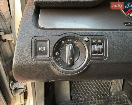 Фольксваген Пассат 2009 в Одессе на Automoto.ua Серый Фольксваген Пассат, объемом двигателя 2 л и пробегом 279 тыс. км за 6200 $, фото 31 на Automoto.ua