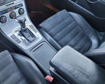 Фольксваген Пассат 2009 в Львове на Automoto.ua Серый Фольксваген Пассат, объемом двигателя 1.97 л и пробегом 270 тыс. км за 6500 $, фото 8 на Automoto.ua