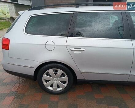 Сірий Фольксваген Пассат, об'ємом двигуна 2 л та пробігом 215 тис. км за 7500 $, фото 10 на Automoto.ua