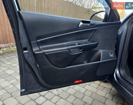 Сірий Фольксваген Пассат, об'ємом двигуна 1.8 л та пробігом 212 тис. км за 7500 $, фото 102 на Automoto.ua