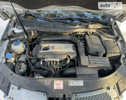 Сірий Фольксваген Пассат, об'ємом двигуна 1.8 л та пробігом 294 тис. км за 7350 $, фото 29 на Automoto.ua