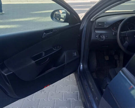 Сірий Фольксваген Пассат, об'ємом двигуна 1.6 л та пробігом 218 тис. км за 5399 $, фото 18 на Automoto.ua