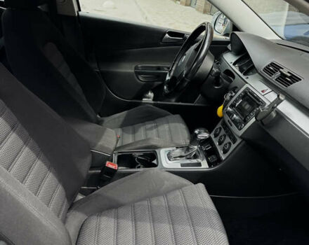 Серый Фольксваген Пассат, объемом двигателя 2 л и пробегом 250 тыс. км за 7100 $, фото 1 на Automoto.ua