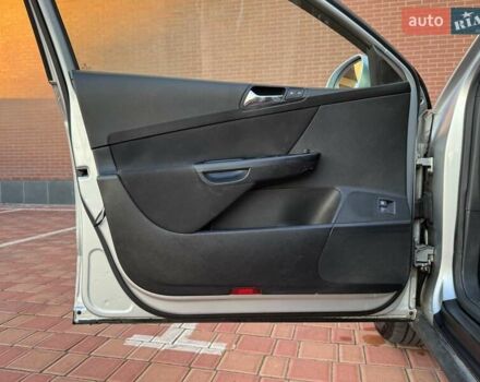 Фольксваген Пассат 2009 в Одессе на Automoto.ua Серый Фольксваген Пассат, объемом двигателя 2 л и пробегом 279 тыс. км за 6200 $, фото 29 на Automoto.ua