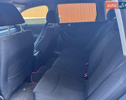 Сірий Фольксваген Пассат, об'ємом двигуна 1.4 л та пробігом 240 тис. км за 6000 $, фото 10 на Automoto.ua