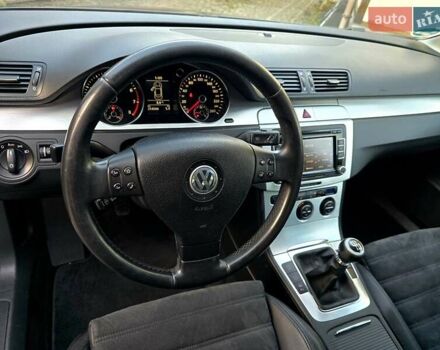 Сірий Фольксваген Пассат, об'ємом двигуна 1.8 л та пробігом 212 тис. км за 7500 $, фото 120 на Automoto.ua