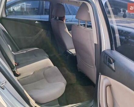 Серый Фольксваген Пассат, объемом двигателя 1.39 л и пробегом 225 тыс. км за 7100 $, фото 17 на Automoto.ua