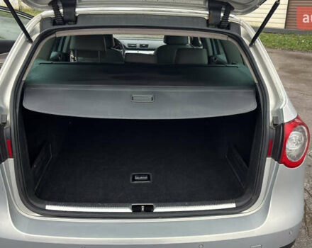 Серый Фольксваген Пассат, объемом двигателя 1.8 л и пробегом 320 тыс. км за 6500 $, фото 15 на Automoto.ua