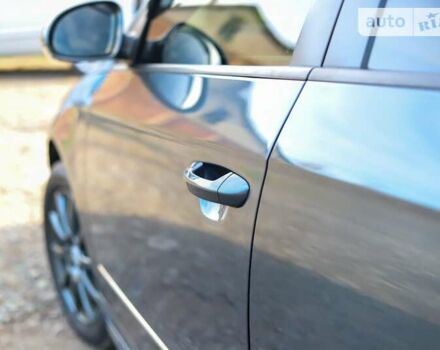 Серый Фольксваген Пассат, объемом двигателя 1.6 л и пробегом 214 тыс. км за 8200 $, фото 7 на Automoto.ua