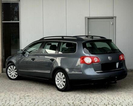 Серый Фольксваген Пассат, объемом двигателя 1.6 л и пробегом 165 тыс. км за 2100 $, фото 4 на Automoto.ua