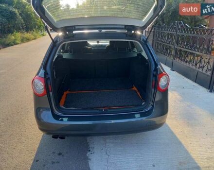 Сірий Фольксваген Пассат, об'ємом двигуна 2 л та пробігом 275 тис. км за 6600 $, фото 9 на Automoto.ua