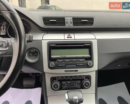 Серый Фольксваген Пассат, объемом двигателя 1.8 л и пробегом 141 тыс. км за 7500 $, фото 22 на Automoto.ua