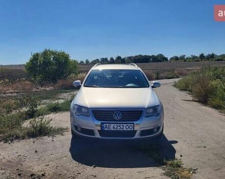 Фольксваген Пассат 2010 в Криничках на Automoto.ua Серый Фольксваген Пассат, объемом двигателя 1.97 л и пробегом 279 тыс. км за 6500 $, фото 1 на Automoto.ua