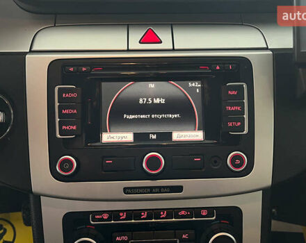 Серый Фольксваген Пассат, объемом двигателя 1.6 л и пробегом 286 тыс. км за 7000 $, фото 14 на Automoto.ua