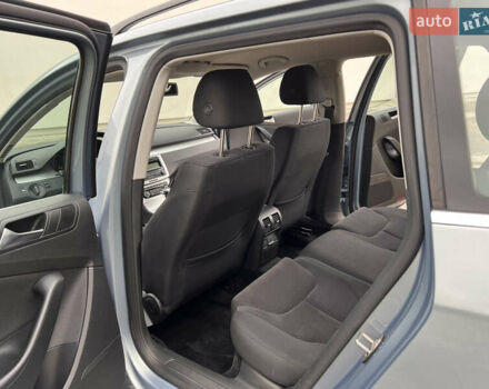 Серый Фольксваген Пассат, объемом двигателя 1.8 л и пробегом 141 тыс. км за 7500 $, фото 11 на Automoto.ua