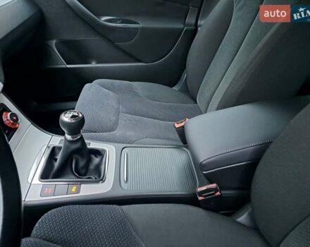 Сірий Фольксваген Пассат, об'ємом двигуна 1.4 л та пробігом 114 тис. км за 6999 $, фото 97 на Automoto.ua