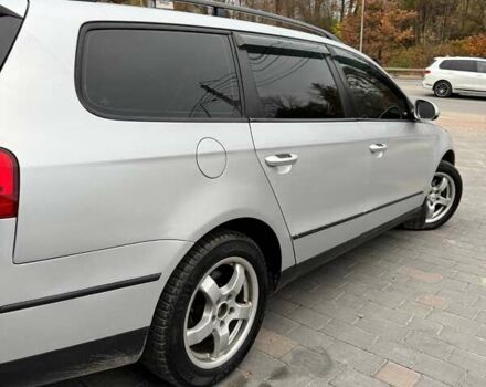 Серый Фольксваген Пассат, объемом двигателя 1.6 л и пробегом 350 тыс. км за 6200 $, фото 1 на Automoto.ua