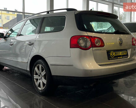 Серый Фольксваген Пассат, объемом двигателя 1.6 л и пробегом 286 тыс. км за 7000 $, фото 4 на Automoto.ua