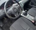 Сірий Фольксваген Пассат, об'ємом двигуна 1.6 л та пробігом 238 тис. км за 8000 $, фото 16 на Automoto.ua