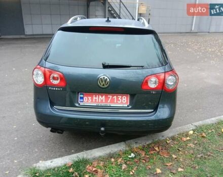 Серый Фольксваген Пассат, объемом двигателя 1.8 л и пробегом 210 тыс. км за 7850 $, фото 1 на Automoto.ua