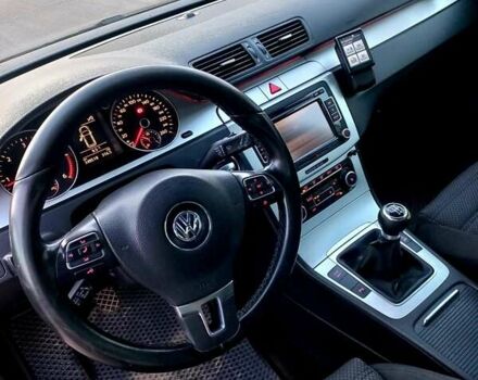 Фольксваген Пассат 2010 в Збараже на Automoto.ua Серый Фольксваген Пассат, объемом двигателя 1.6 л и пробегом 350 тыс. км за 6199 $, фото 11 на Automoto.ua