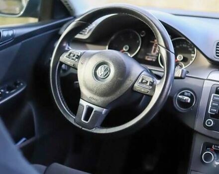 Серый Фольксваген Пассат, объемом двигателя 1.6 л и пробегом 214 тыс. км за 8200 $, фото 17 на Automoto.ua