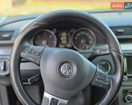 Серый Фольксваген Пассат, объемом двигателя 1.6 л и пробегом 290 тыс. км за 7500 $, фото 35 на Automoto.ua