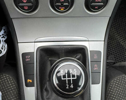 Серый Фольксваген Пассат, объемом двигателя 1.6 л и пробегом 224 тыс. км за 7200 $, фото 5 на Automoto.ua