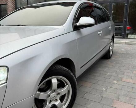 Серый Фольксваген Пассат, объемом двигателя 1.6 л и пробегом 350 тыс. км за 6200 $, фото 6 на Automoto.ua