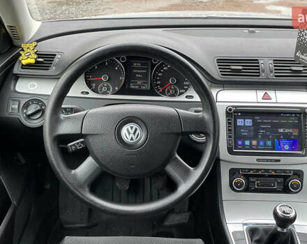 Серый Фольксваген Пассат, объемом двигателя 1.6 л и пробегом 245 тыс. км за 6500 $, фото 17 на Automoto.ua