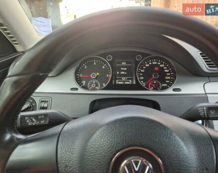 Серый Фольксваген Пассат, объемом двигателя 2 л и пробегом 330 тыс. км за 6900 $, фото 1 на Automoto.ua