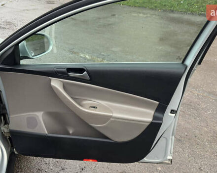 Серый Фольксваген Пассат, объемом двигателя 1.8 л и пробегом 320 тыс. км за 6500 $, фото 13 на Automoto.ua