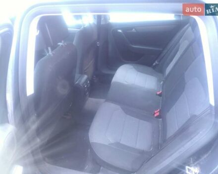 Сірий Фольксваген Пассат, об'ємом двигуна 1.6 л та пробігом 279 тис. км за 8500 $, фото 6 на Automoto.ua
