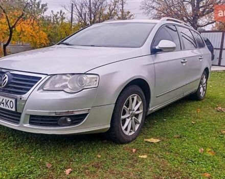 Серый Фольксваген Пассат, объемом двигателя 1.6 л и пробегом 248 тыс. км за 5900 $, фото 1 на Automoto.ua
