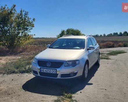 Фольксваген Пассат 2010 в Криничках на Automoto.ua Серый Фольксваген Пассат, объемом двигателя 1.97 л и пробегом 279 тыс. км за 6500 $, фото 2 на Automoto.ua