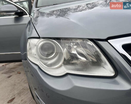 Серый Фольксваген Пассат, объемом двигателя 1.8 л и пробегом 141 тыс. км за 7500 $, фото 7 на Automoto.ua