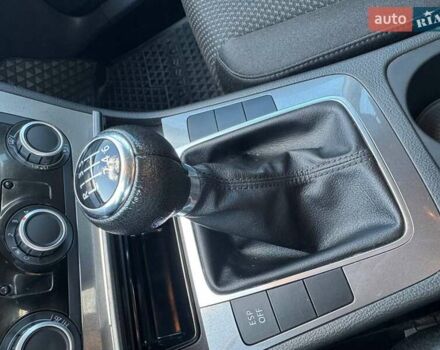 Сірий Фольксваген Пассат, об'ємом двигуна 1.4 л та пробігом 235 тис. км за 6400 $, фото 14 на Automoto.ua