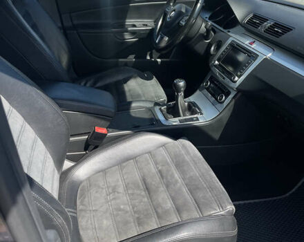 Серый Фольксваген Пассат, объемом двигателя 2 л и пробегом 302 тыс. км за 7300 $, фото 16 на Automoto.ua