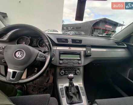 Серый Фольксваген Пассат, объемом двигателя 1.6 л и пробегом 350 тыс. км за 6300 $, фото 15 на Automoto.ua
