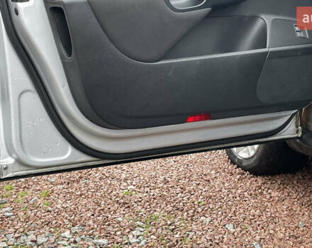 Серый Фольксваген Пассат, объемом двигателя 1.6 л и пробегом 245 тыс. км за 6500 $, фото 16 на Automoto.ua