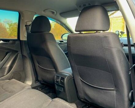 Серый Фольксваген Пассат, объемом двигателя 1.6 л и пробегом 214 тыс. км за 8200 $, фото 20 на Automoto.ua