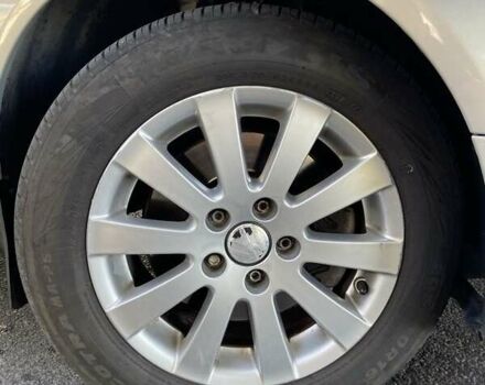 Сірий Фольксваген Пассат, об'ємом двигуна 2 л та пробігом 235 тис. км за 6200 $, фото 10 на Automoto.ua