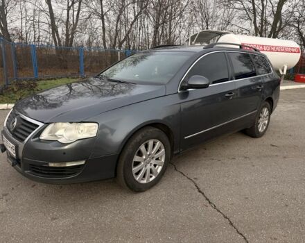 Серый Фольксваген Пассат, объемом двигателя 1.6 л и пробегом 337 тыс. км за 5900 $, фото 1 на Automoto.ua