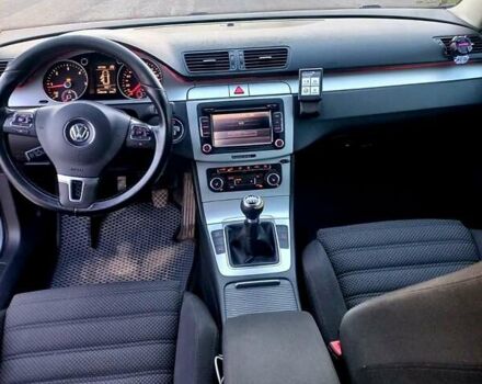 Фольксваген Пассат 2010 в Збараже на Automoto.ua Серый Фольксваген Пассат, объемом двигателя 1.6 л и пробегом 350 тыс. км за 6199 $, фото 10 на Automoto.ua