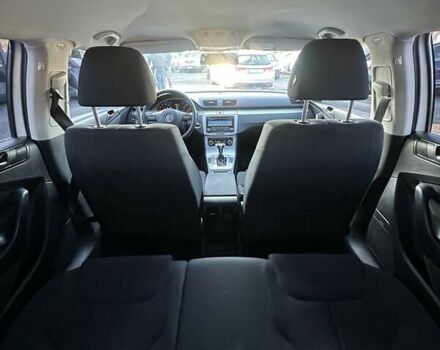 Серый Фольксваген Пассат, объемом двигателя 1.8 л и пробегом 216 тыс. км за 7400 $, фото 14 на Automoto.ua