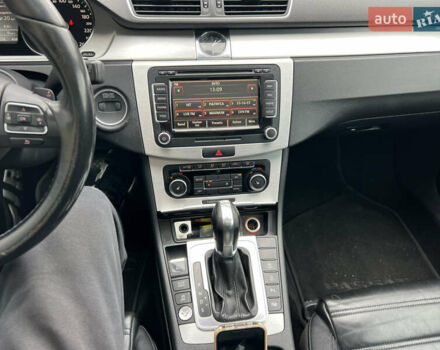 Серый Фольксваген Пассат, объемом двигателя 1.97 л и пробегом 302 тыс. км за 7900 $, фото 12 на Automoto.ua