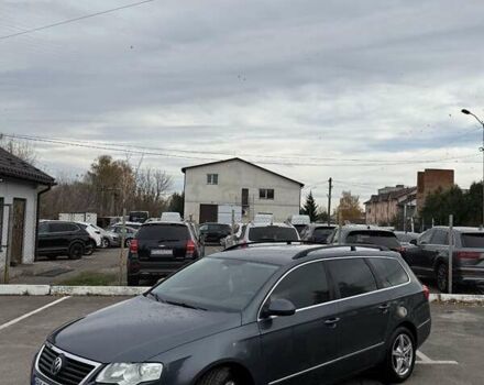 Серый Фольксваген Пассат, объемом двигателя 1.6 л и пробегом 357 тыс. км за 7300 $, фото 2 на Automoto.ua